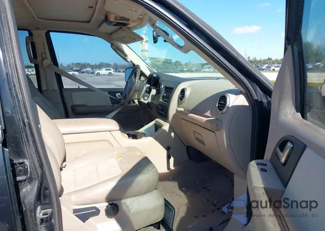 2004 Ford Expedition Eddie Bauer z USA, uszkodzony, nr VIN 1FMFU17L74LB53320